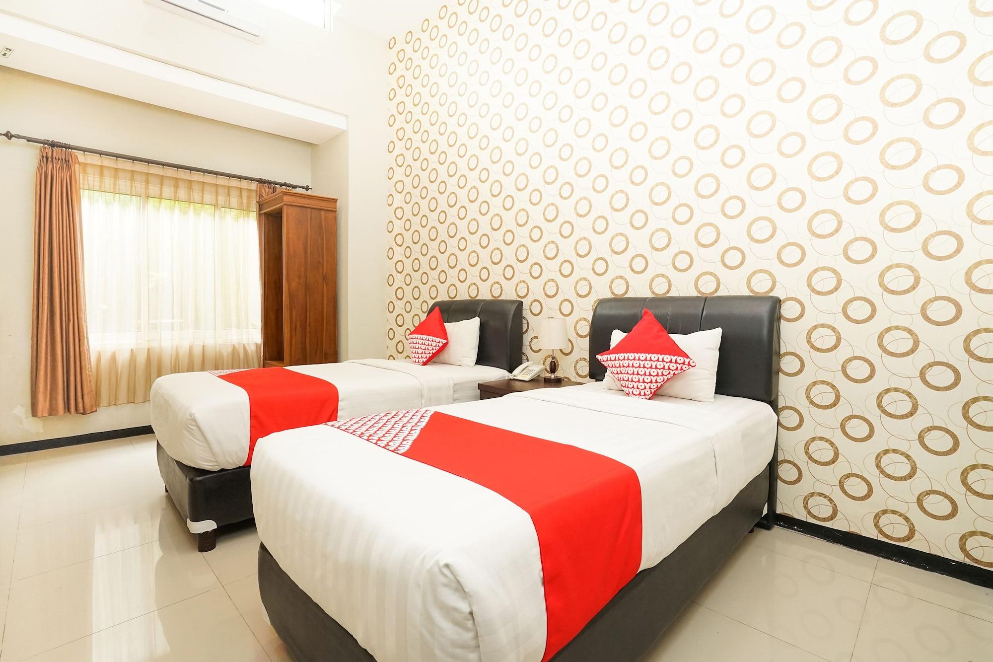 Oyo 282 Putri Utari Residence 말랑 외부 사진