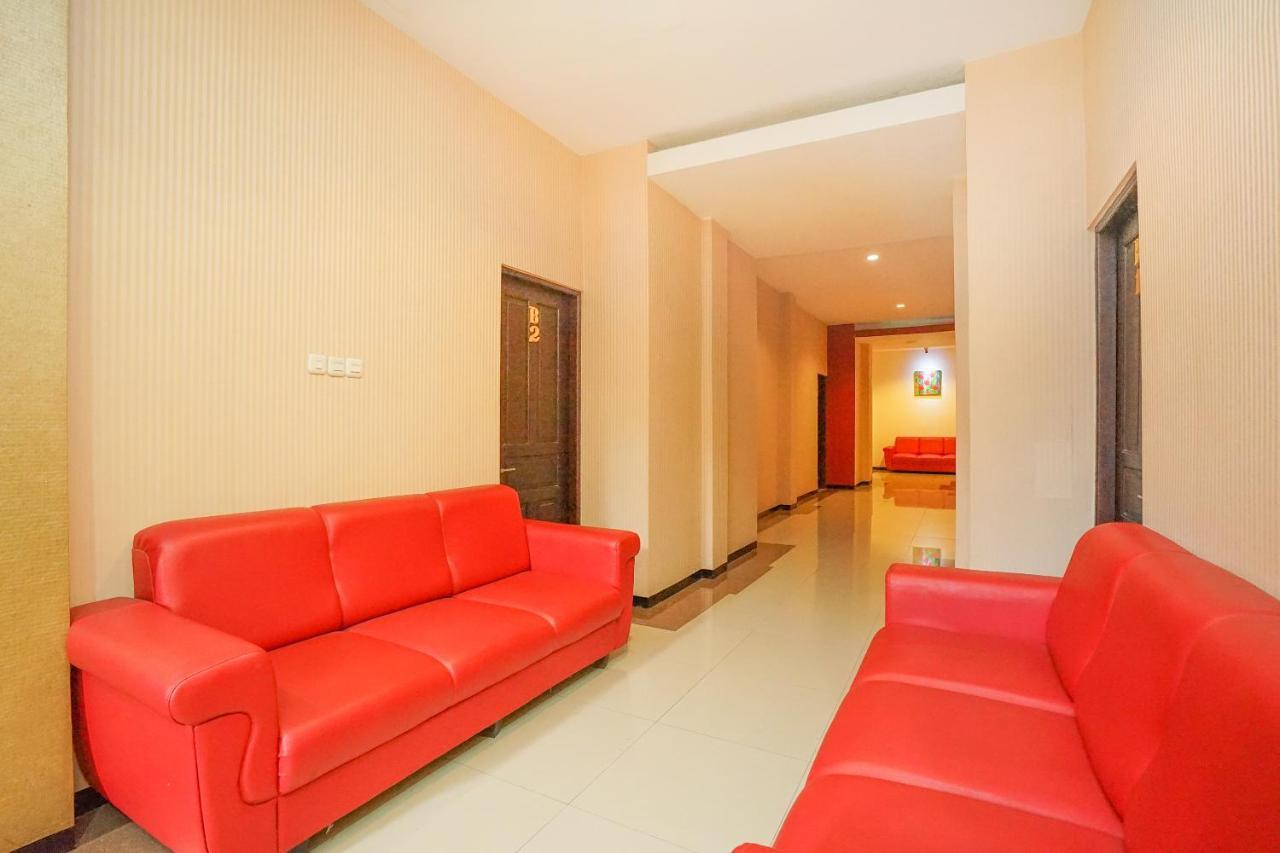 Oyo 282 Putri Utari Residence 말랑 외부 사진
