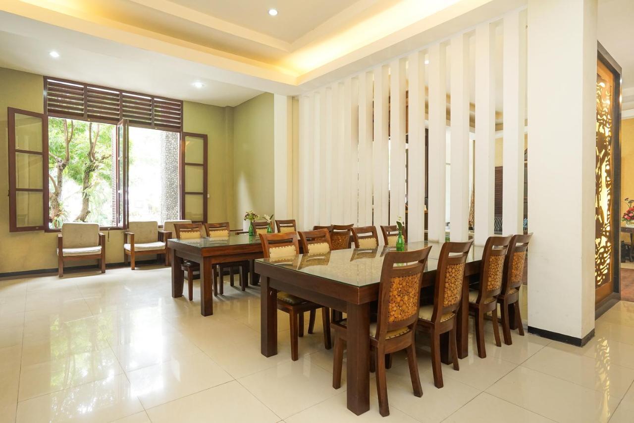 Oyo 282 Putri Utari Residence 말랑 외부 사진