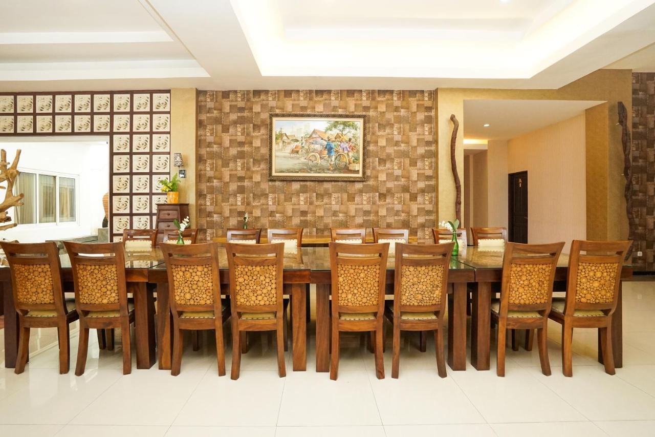Oyo 282 Putri Utari Residence 말랑 외부 사진