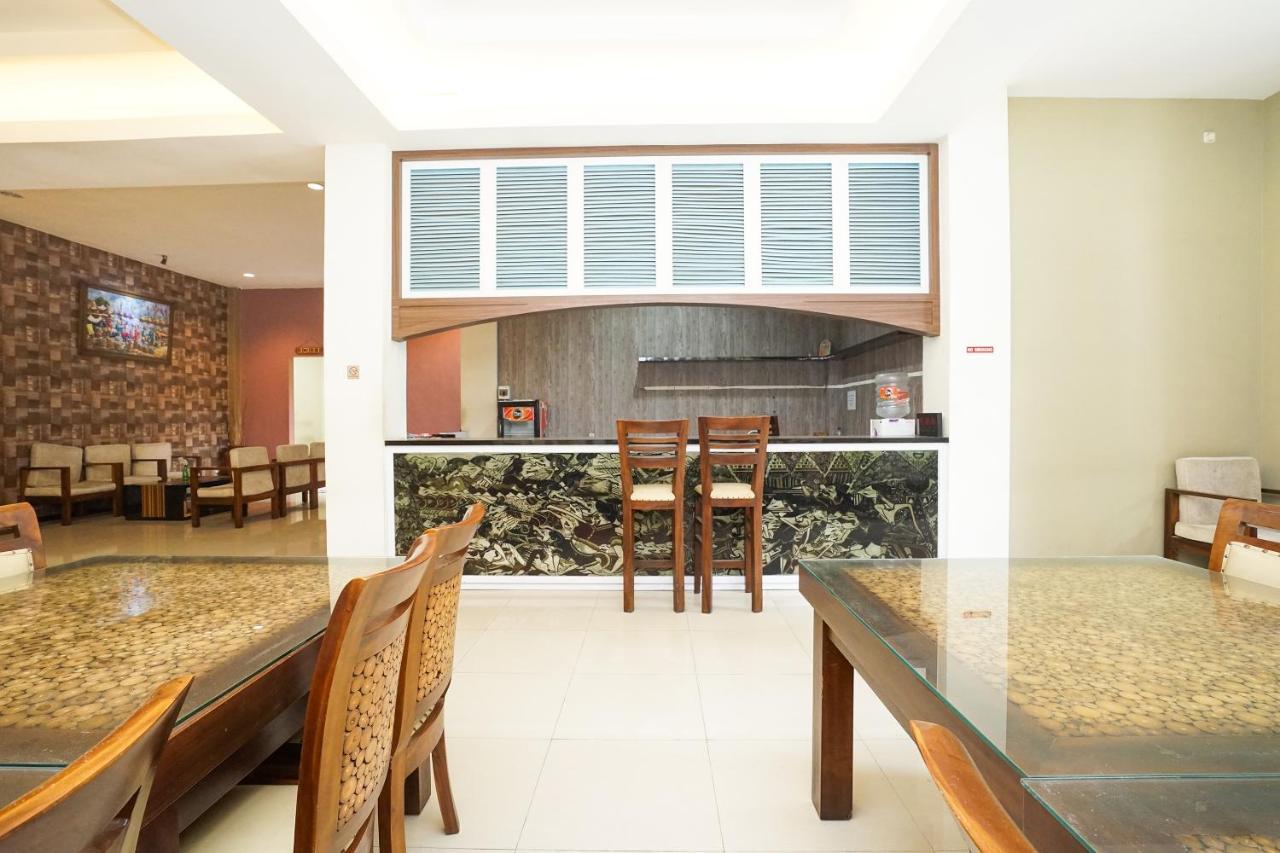 Oyo 282 Putri Utari Residence 말랑 외부 사진