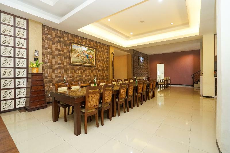 Oyo 282 Putri Utari Residence 말랑 외부 사진